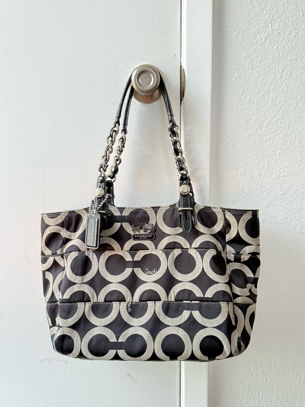 Coach Black and Cream Signature Circle Chain-Strap Tote